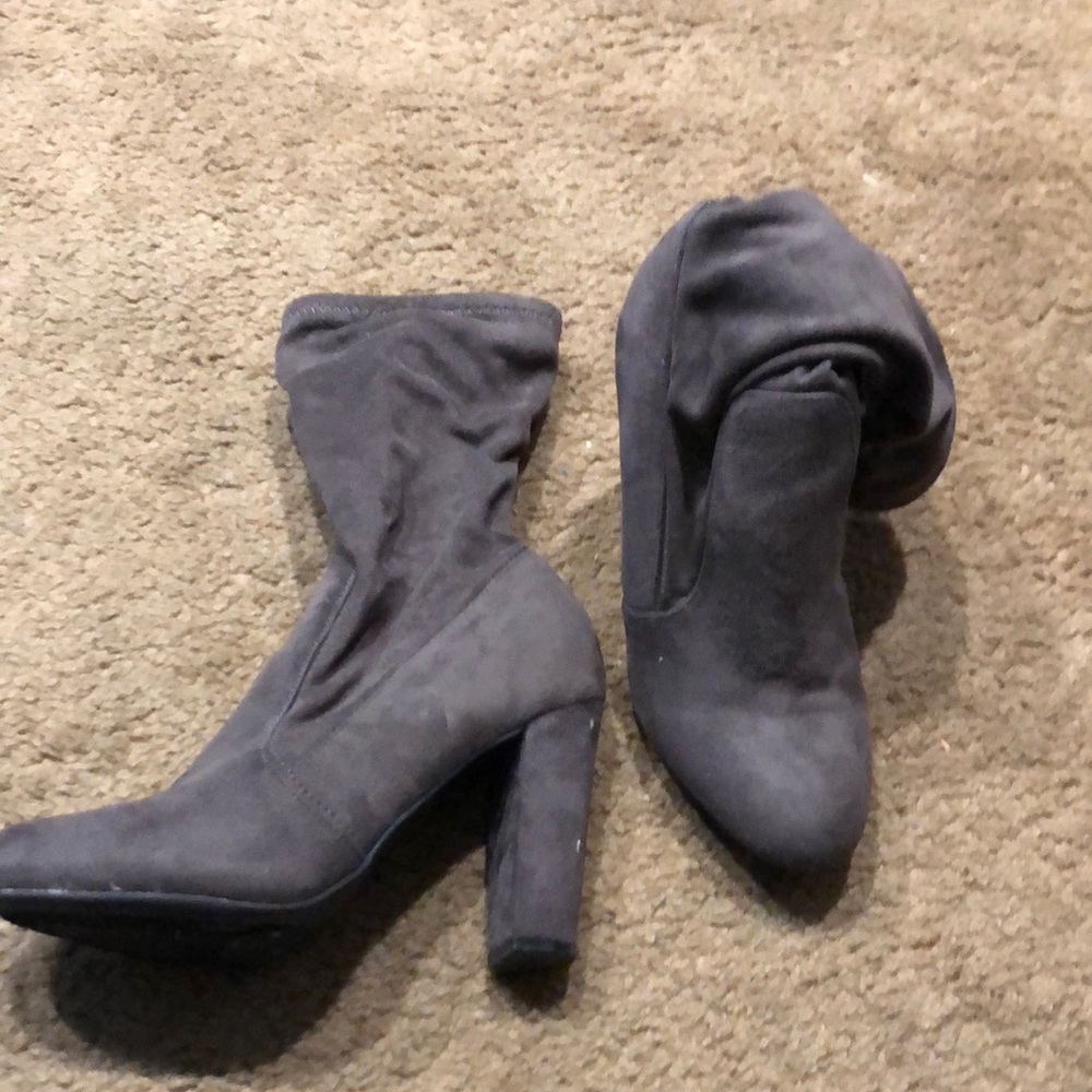 Use gray heels